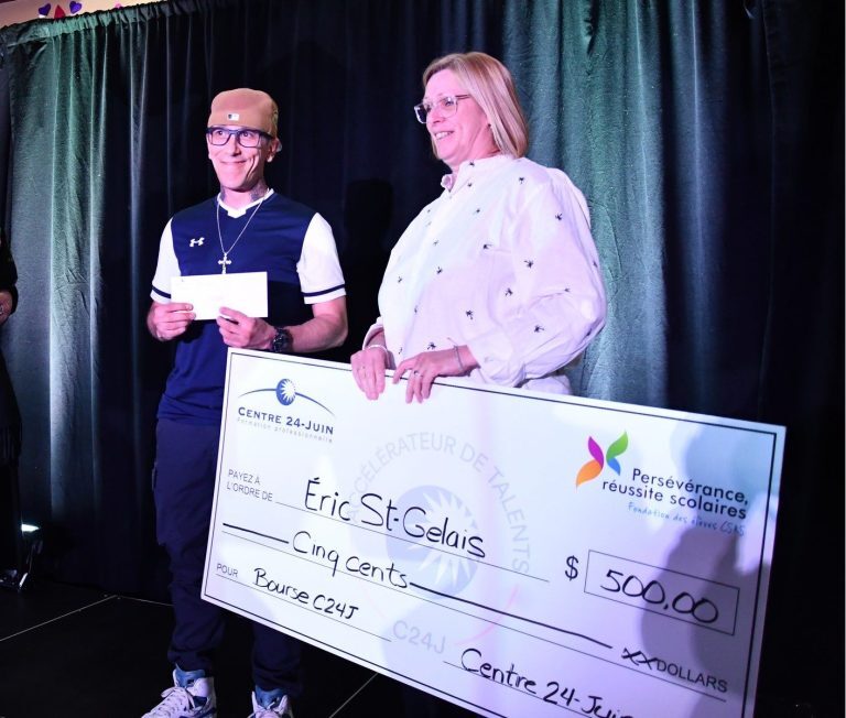 Éric St-Gelais - École Saint-Michel - Charpenterie-menuiserie