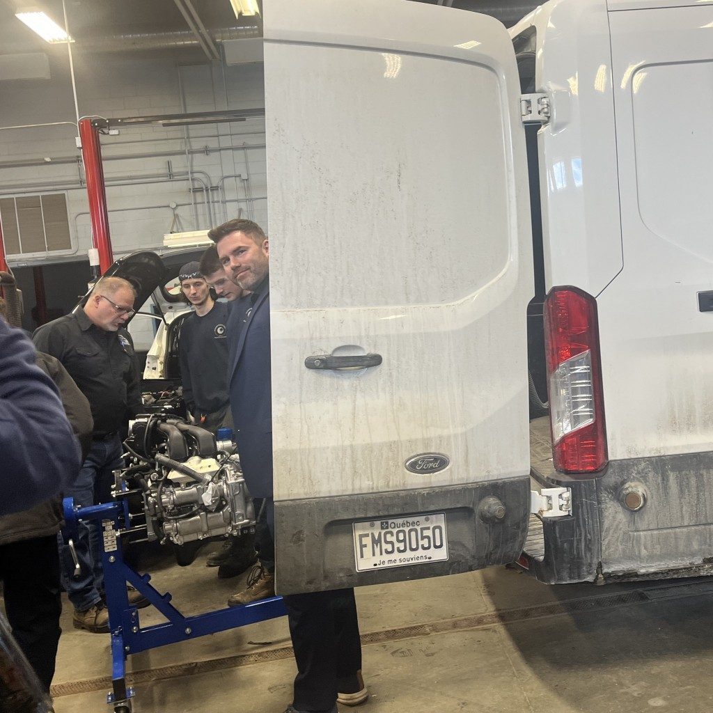 Camion-moteur